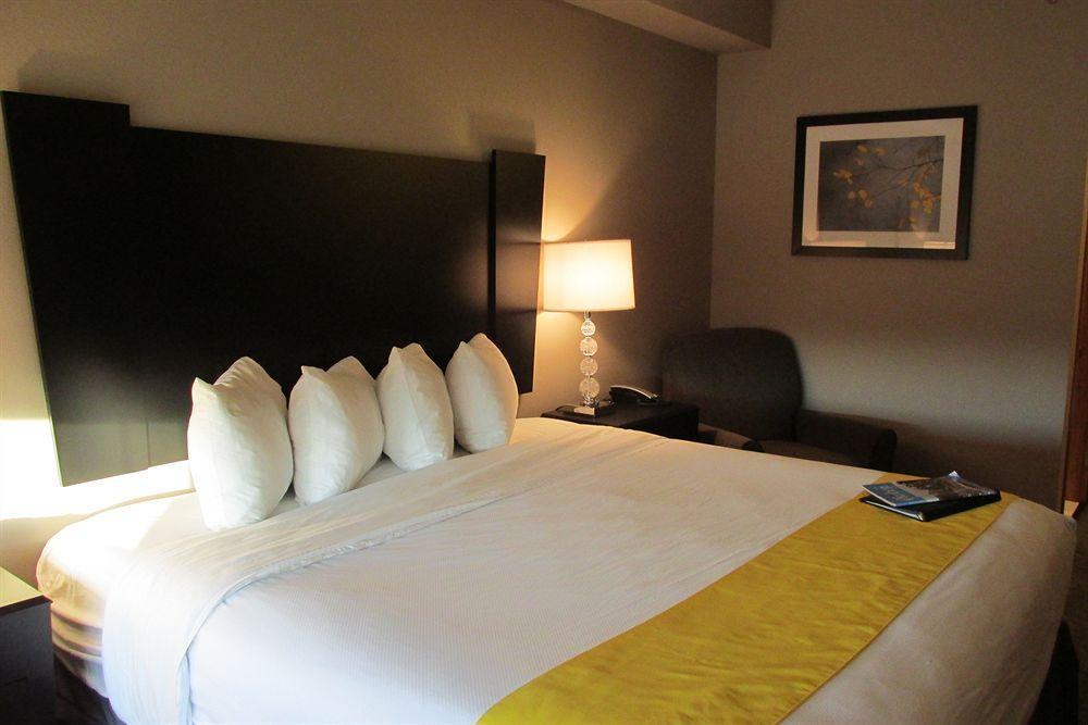 Okoboji Inn & Suites Milford Ngoại thất bức ảnh